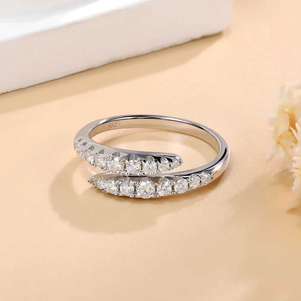 Anillo Envolvente Moissanita